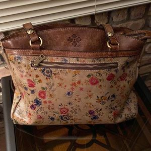 Beautiful Patricia Nash Purse. Like new
